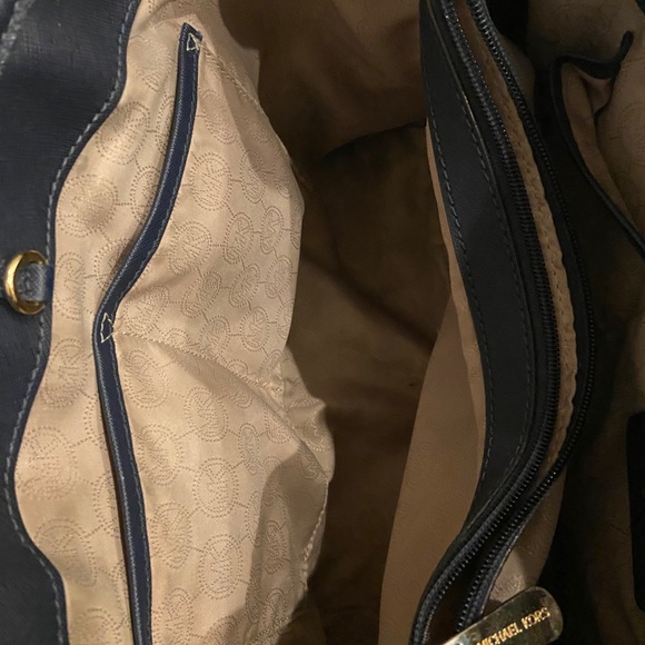 Michael Kors handbag - Picture 5 of 6